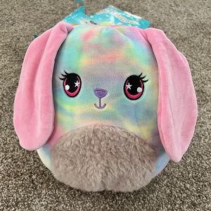 MYSTERY SQUISHMALLOW RAINBOW BUNNY